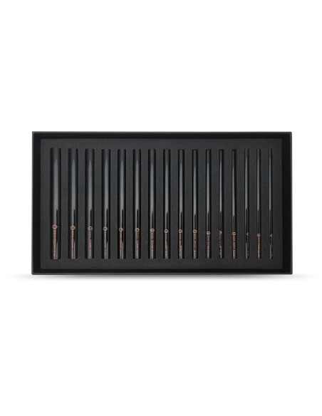 Pinch sticks 16-piece set by Olena Oezman